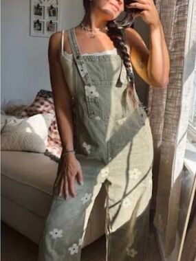 Amazon Olive Green Floral Women’s Denim Overalls